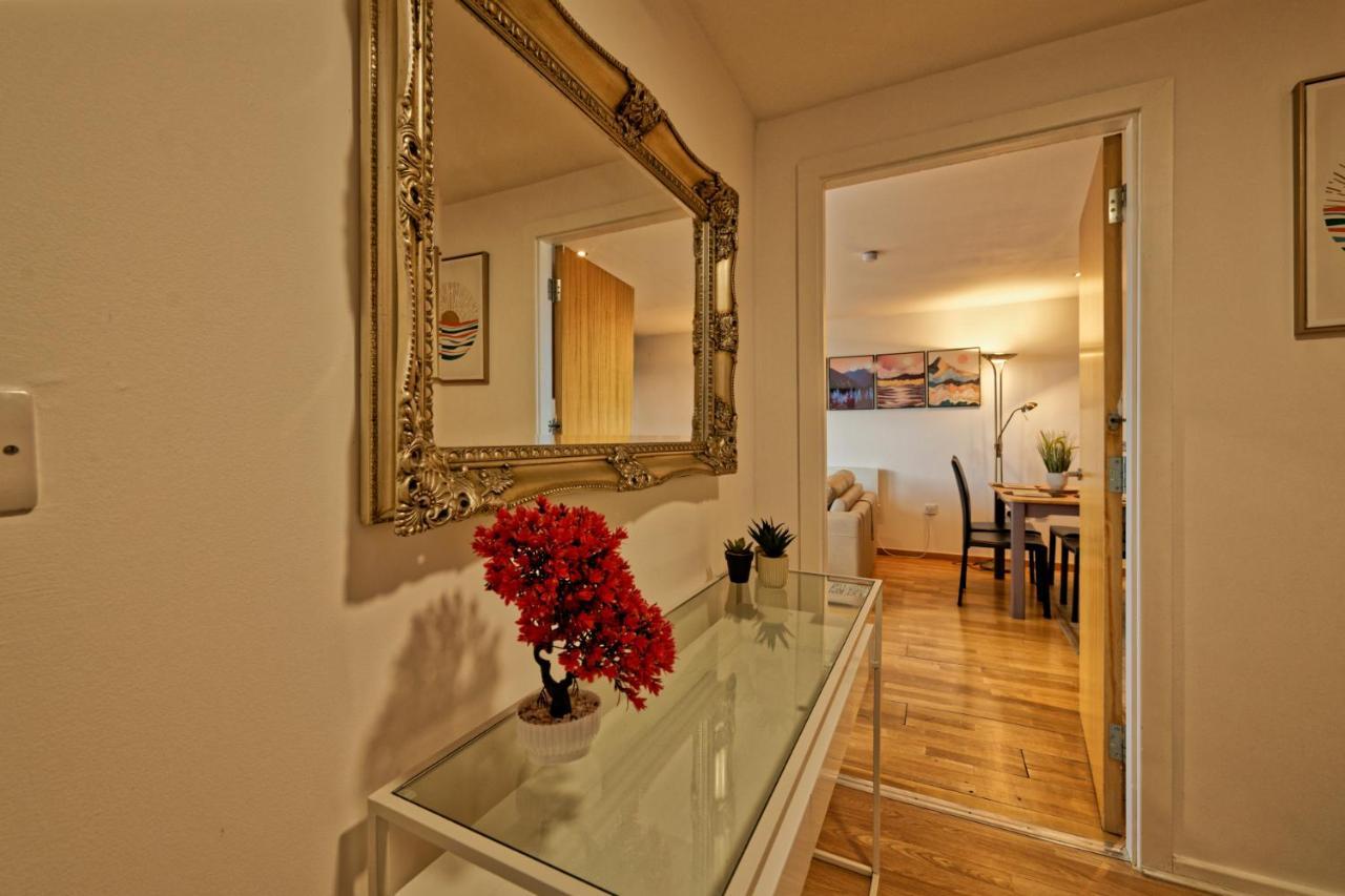 Sidemersey Livings- Convenient 1-Bedroom Flat With A View, Central Liverpool Exterior foto